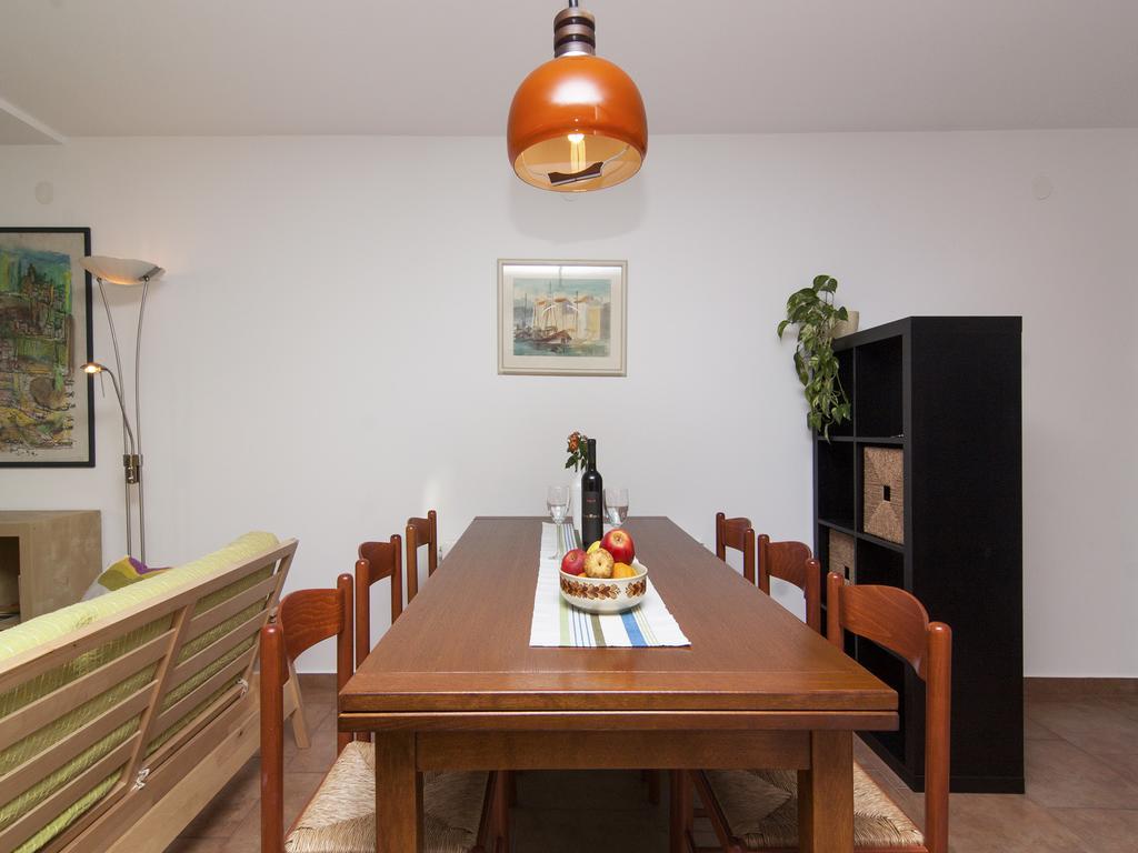 Apartments Ceja Near Sea Medulin Room photo